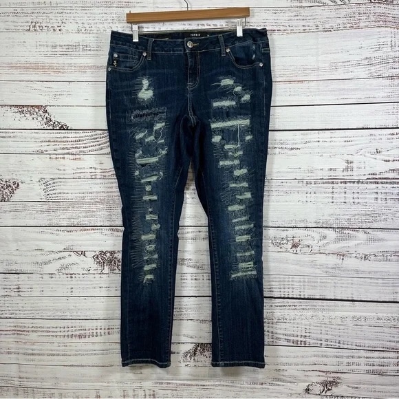 Torrid Premium Distressed Boyfriend Denim Jeans - Picture 1 of 16